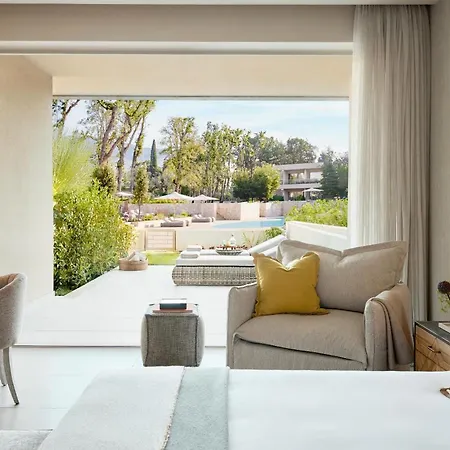 Üdülőközpont Ikos Odisia *