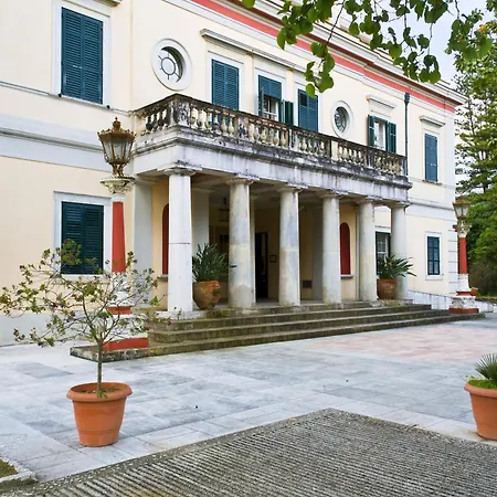 Ikos Odisia * Dassia (Corfu)