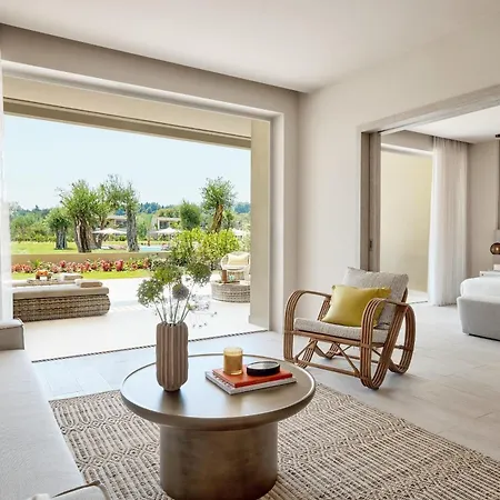 Ikos Odisia * Dassia (Corfu)